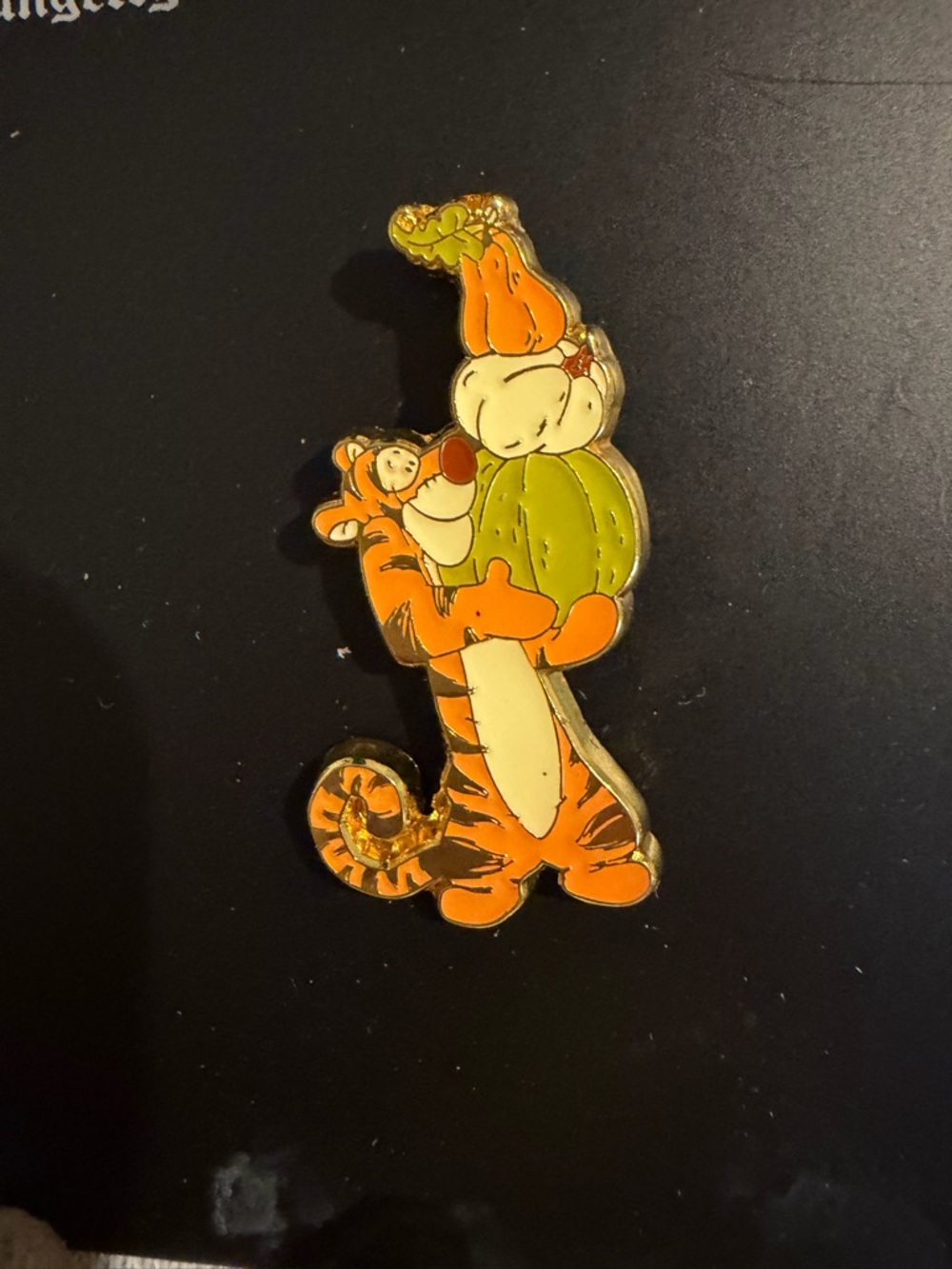 Disney Tigger Fall Loungefly Pin - Picture 3 of 4